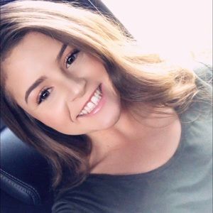 Meet your Posher, Colleen